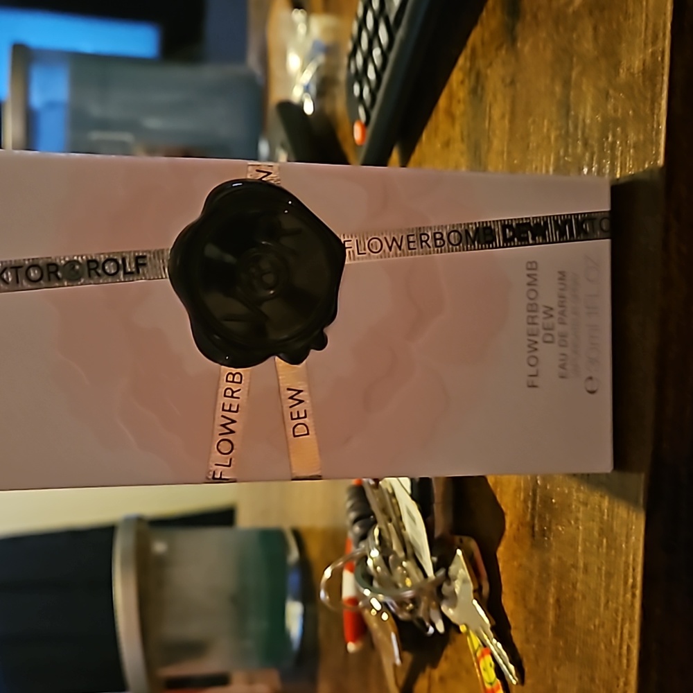 Viktor&rolf flowerbomb dew